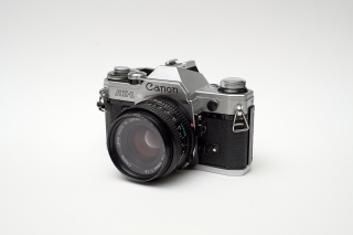 Canon AE-1 Analog Fotoğraf Makinesi